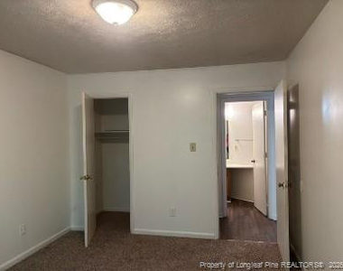 6400 Starbrook Drive - Photo Thumbnail 8