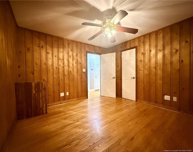 1914 Cherokee Drive - Photo Thumbnail 13