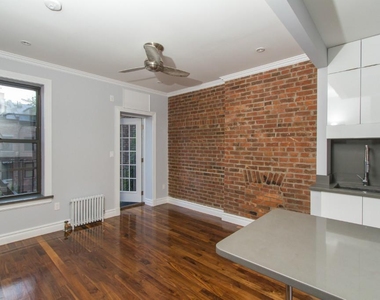 1 Bedroom | 1 Bathroom | Chelsea Living at Its Finest - Photo Thumbnail 1