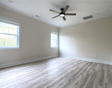 2421 Colgate Drive - Photo Thumbnail 6