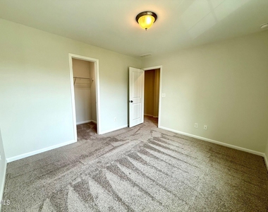 1037 Lakebrink Drive - Photo Thumbnail 23