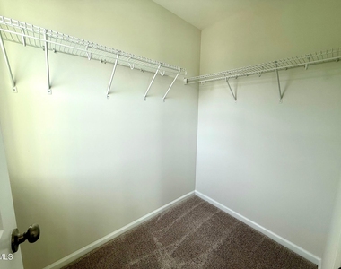 1037 Lakebrink Drive - Photo Thumbnail 26