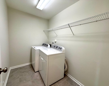 1037 Lakebrink Drive - Photo Thumbnail 21
