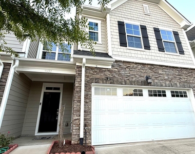 1037 Lakebrink Drive - Photo Thumbnail 2
