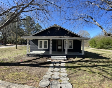 322 E Perry Avenue - Photo Thumbnail 1