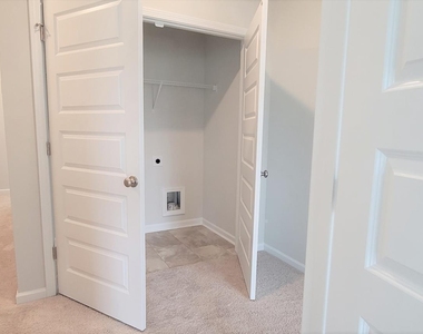 7809 Flatrock Park Drive - Photo Thumbnail 20