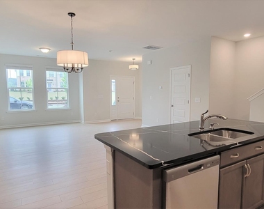 7809 Flatrock Park Drive - Photo Thumbnail 7