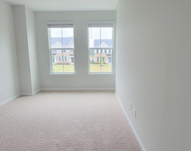 7809 Flatrock Park Drive - Photo Thumbnail 18