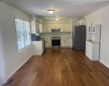 1437 Huntly Court - Photo Thumbnail 7