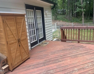 1437 Huntly Court - Photo Thumbnail 24