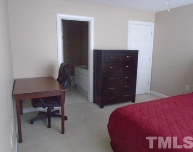 929 Morreene Road - Photo Thumbnail 4