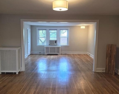 107 N Narberth Avenue - Photo Thumbnail 3