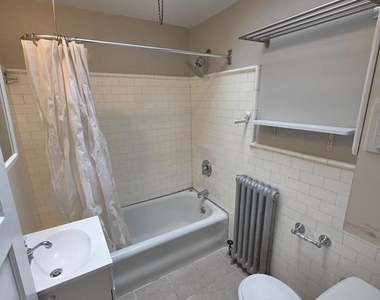 107 N Narberth Avenue - Photo Thumbnail 12