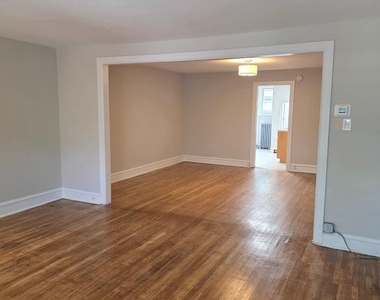 107 N Narberth Avenue - Photo Thumbnail 4