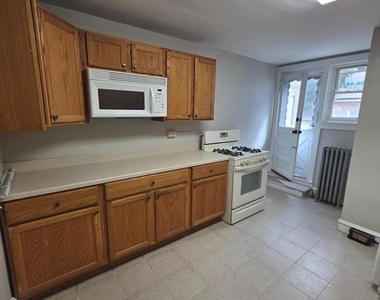 107 N Narberth Avenue - Photo Thumbnail 1