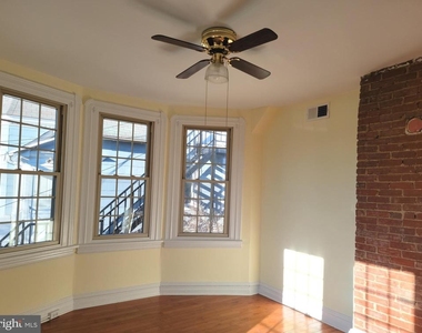111 Iona Avenue - Photo Thumbnail 5