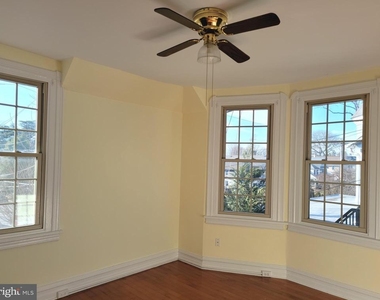 111 Iona Avenue - Photo Thumbnail 6
