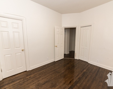 1415-17 W. Hutchinson - Photo Thumbnail 6