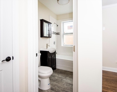 916-20 Greenbay Rd - Photo Thumbnail 4