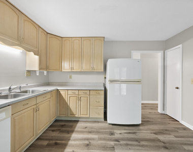 7926 Brown Bark Place - Photo Thumbnail 14