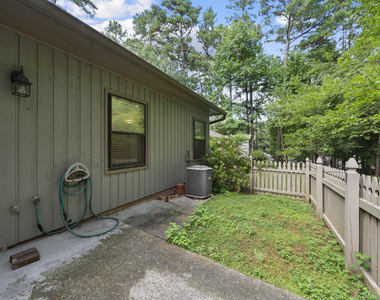 7926 Brown Bark Place - Photo Thumbnail 19