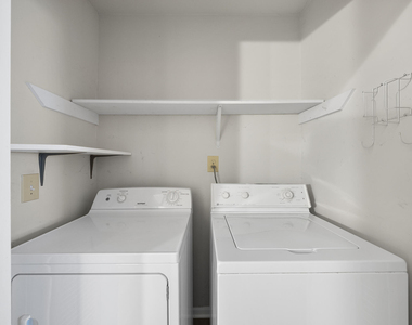 7926 Brown Bark Place - Photo Thumbnail 18