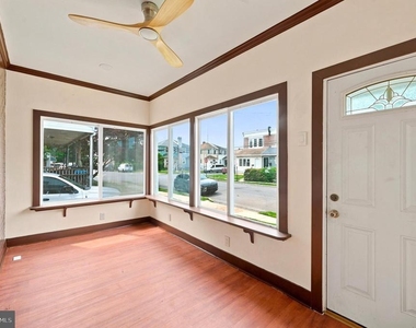 105 Jackson Avenue - Photo Thumbnail 1