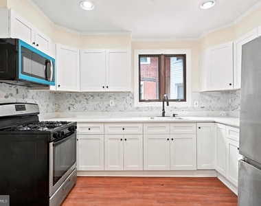 105 Jackson Avenue - Photo Thumbnail 4