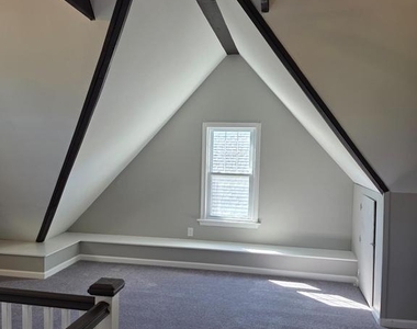 605 S Eagle Road - Photo Thumbnail 17