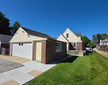605 S Eagle Road - Photo Thumbnail 23