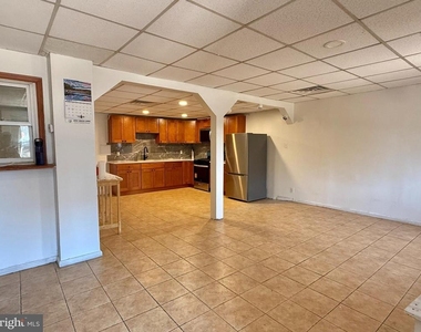 1300 Main Street - Photo Thumbnail 1