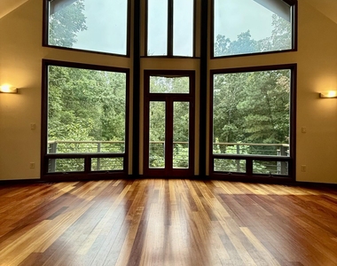 5820 Ten Springs Lane - Photo Thumbnail 3