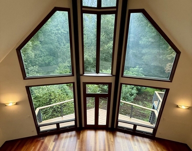 5820 Ten Springs Lane - Photo Thumbnail 19