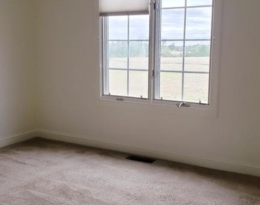 14 Hayworth Circle - Photo Thumbnail 17