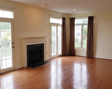 14 Hayworth Circle - Photo Thumbnail 8