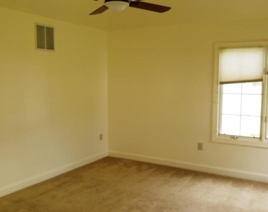 14 Hayworth Circle - Photo Thumbnail 26