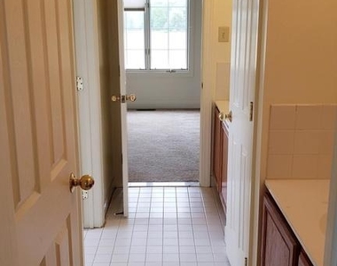 14 Hayworth Circle - Photo Thumbnail 21
