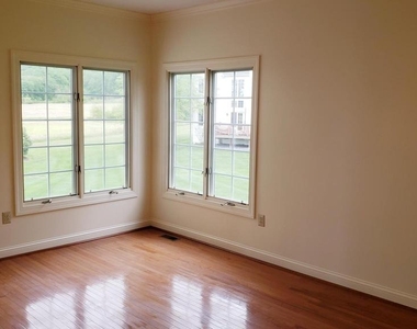 14 Hayworth Circle - Photo Thumbnail 9