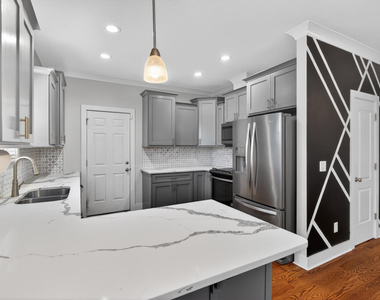 807 Cook Road - Photo Thumbnail 17