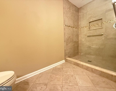 3705 Waltham Court - Photo Thumbnail 8