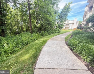3705 Waltham Court - Photo Thumbnail 16