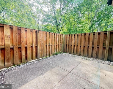 3705 Waltham Court - Photo Thumbnail 14