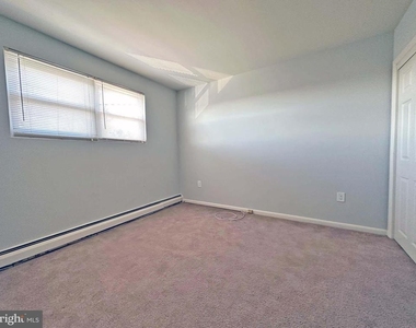 200 Spruce Street - Photo Thumbnail 6