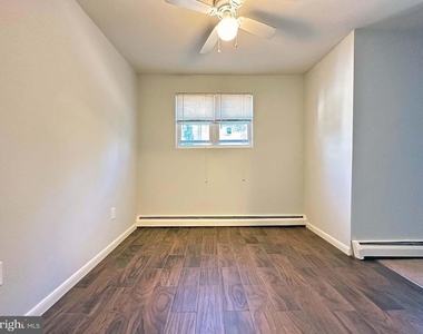 200 Spruce Street - Photo Thumbnail 4