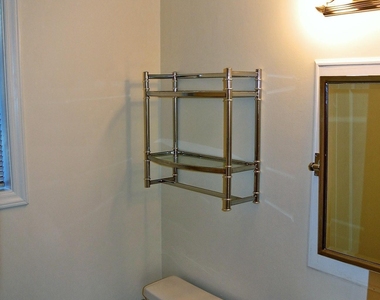 216 Greene Street - Photo Thumbnail 7