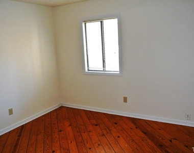 216 Greene Street - Photo Thumbnail 5