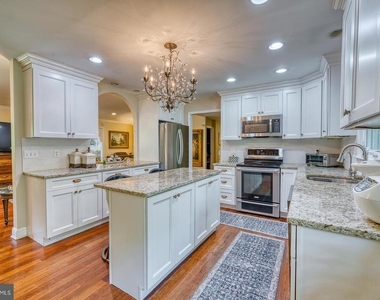 31 Shepard Way - Photo Thumbnail 6