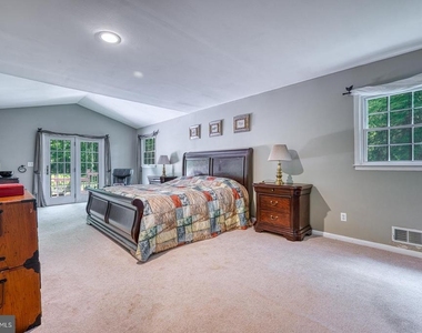 31 Shepard Way - Photo Thumbnail 12