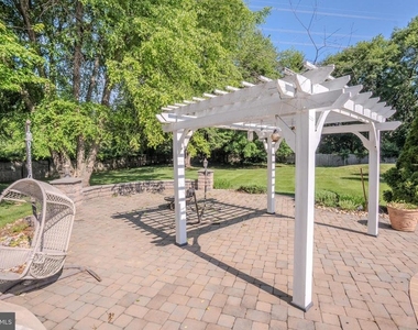 61 Amherst Way - Photo Thumbnail 51