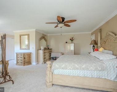 61 Amherst Way - Photo Thumbnail 35